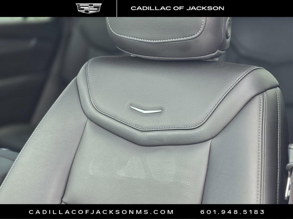 2025 Cadillac XT6 Luxury