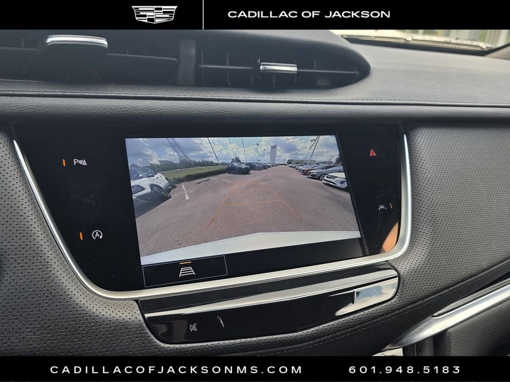 2024 Cadillac XT6 Luxury