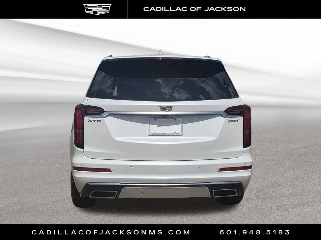 2024 Cadillac XT6 Luxury