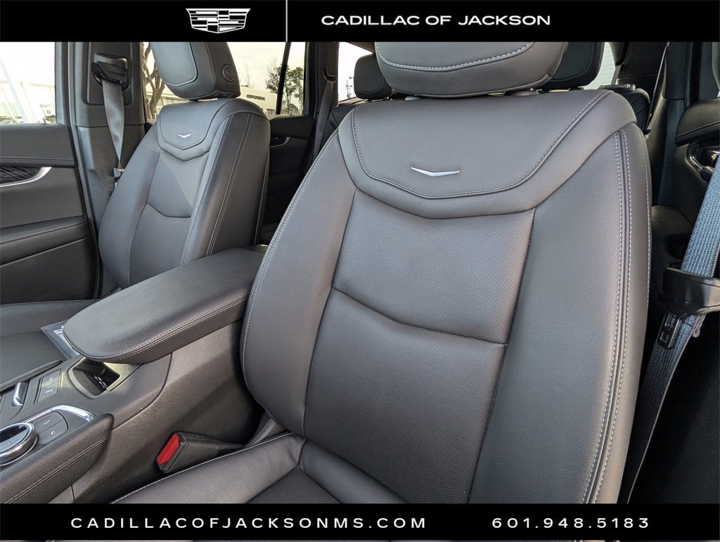 2024 Cadillac XT6 Premium Luxury