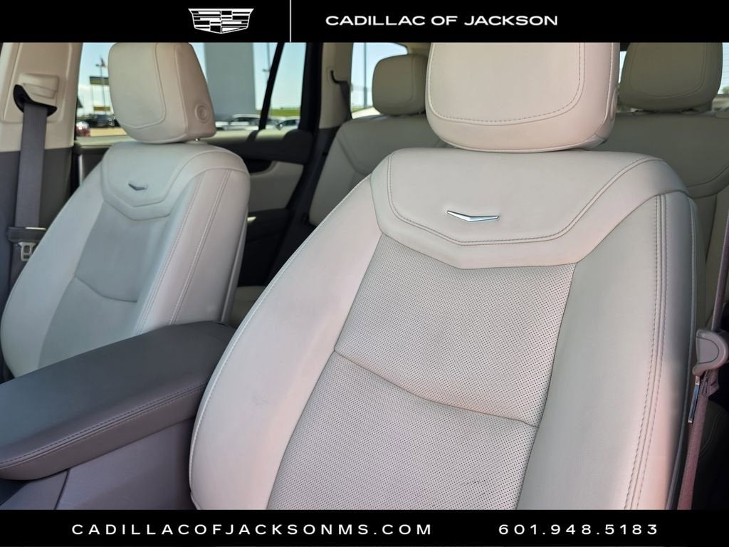 2022 Cadillac XT6 Premium Luxury