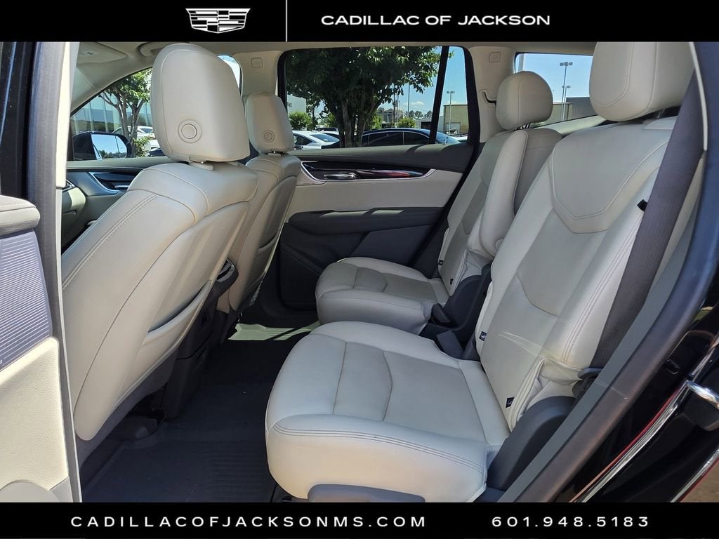 2022 Cadillac XT6 Premium Luxury