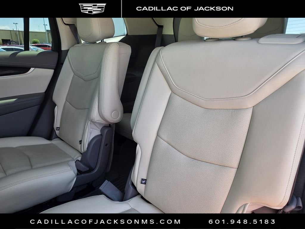 2022 Cadillac XT6 Premium Luxury