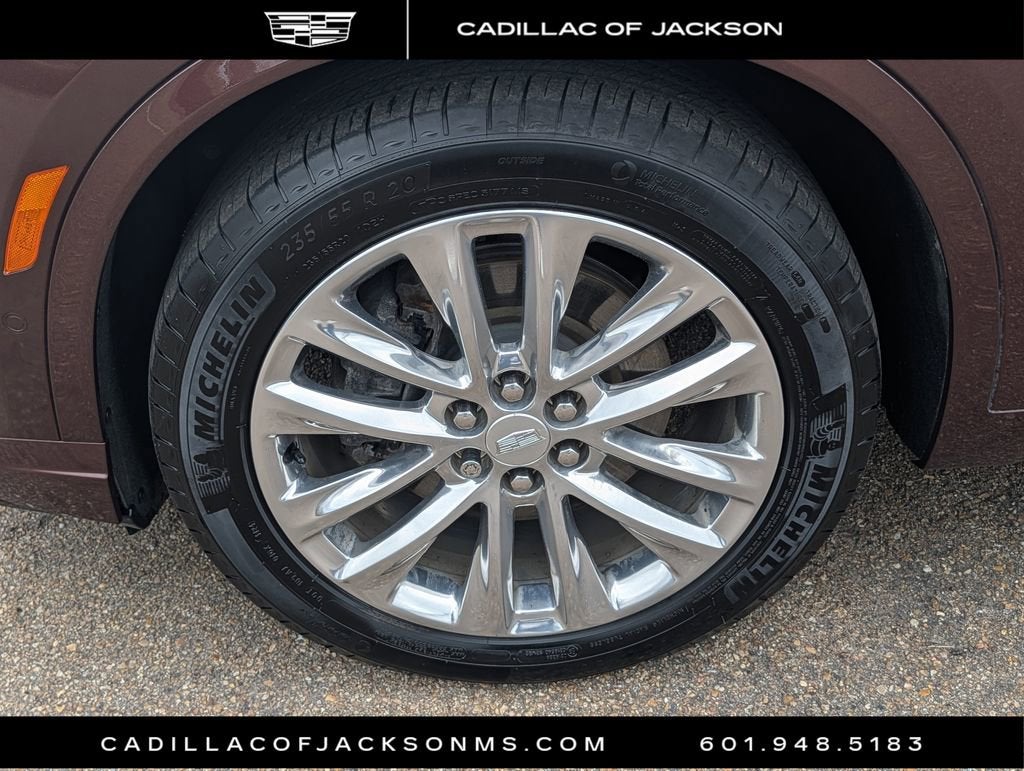 2023 Cadillac XT6 Premium Luxury