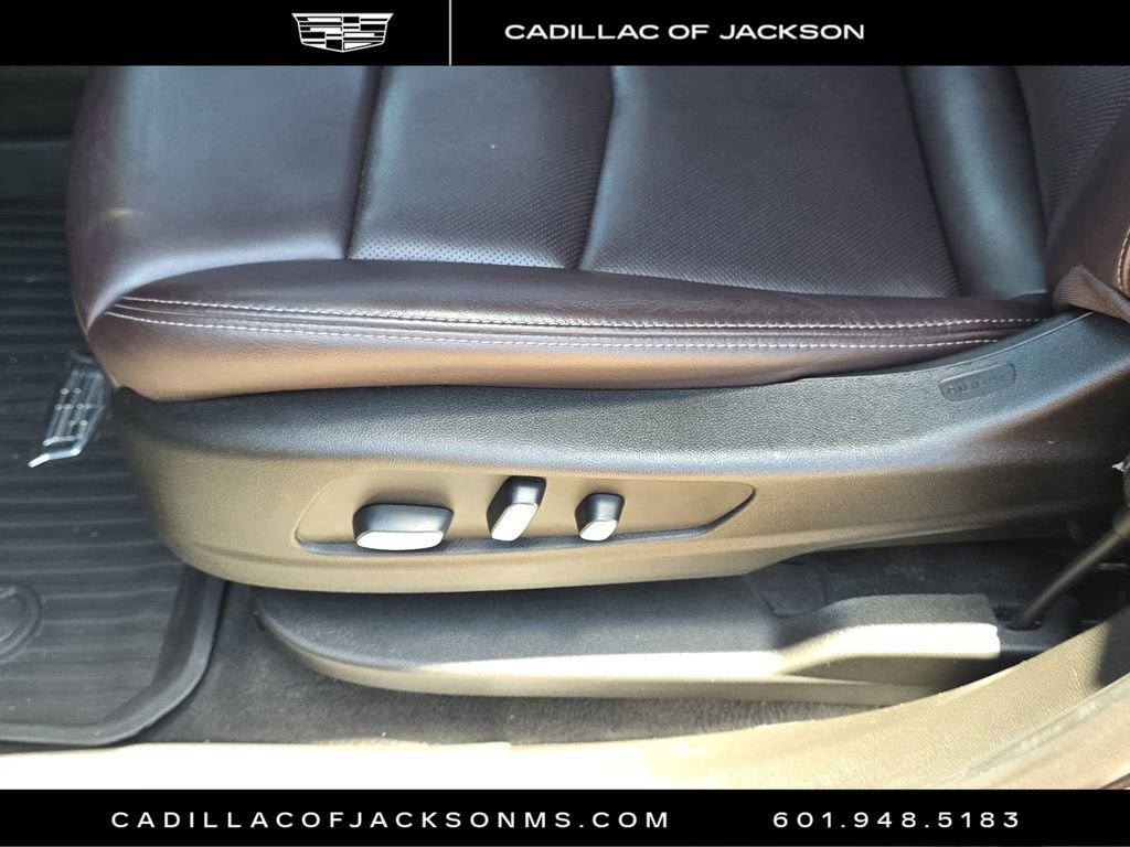 2022 Cadillac XT6 Premium Luxury