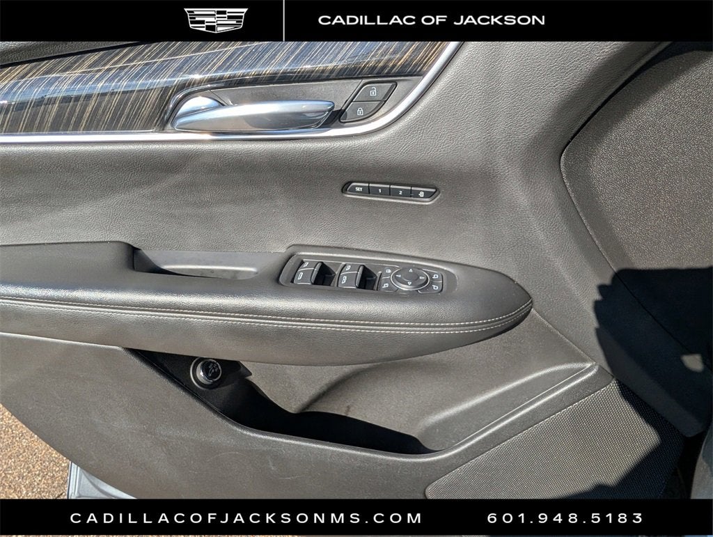 2022 Cadillac XT6 Premium Luxury