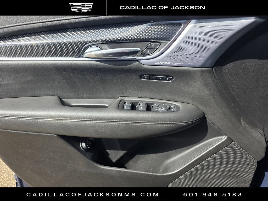 2024 Cadillac XT6 Sport