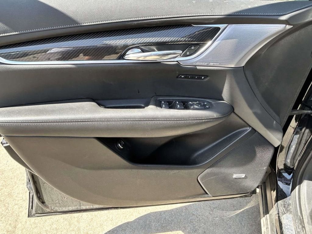 2024 Cadillac XT6 Sport
