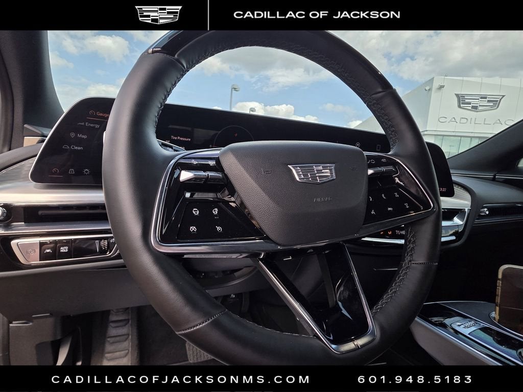 2023 Cadillac LYRIQ Luxury