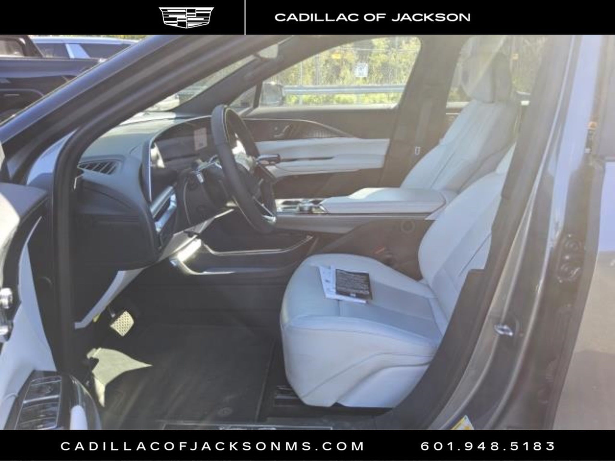 2023 Cadillac LYRIQ RWD Luxury