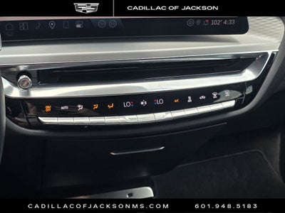 2024 Cadillac LYRIQ Luxury 2