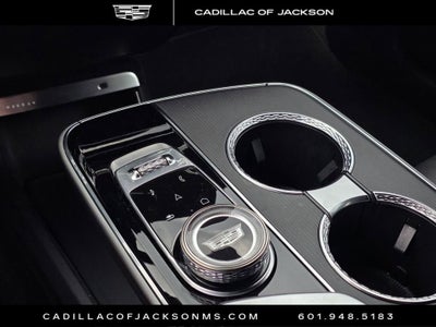 2024 Cadillac LYRIQ Luxury 2