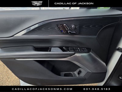 2024 Cadillac LYRIQ Luxury 2