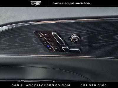 2024 Cadillac LYRIQ Luxury 2