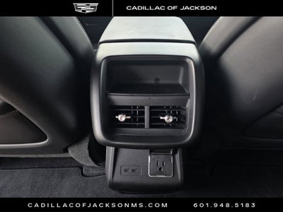 2024 Cadillac LYRIQ Luxury 2