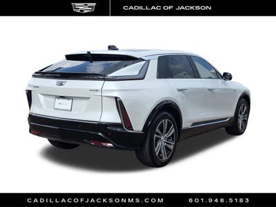 2024 Cadillac LYRIQ Luxury 2