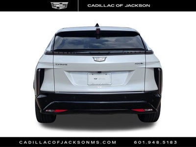 2024 Cadillac LYRIQ Luxury 2