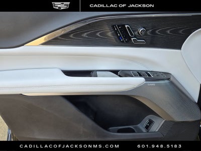 2024 Cadillac LYRIQ Luxury 3