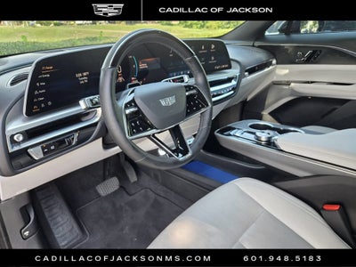 2024 Cadillac LYRIQ Luxury 3