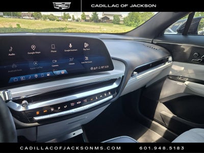 2024 Cadillac LYRIQ Luxury 3