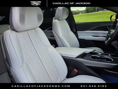2024 Cadillac LYRIQ Luxury 3