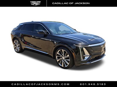 2024 Cadillac LYRIQ Luxury 3