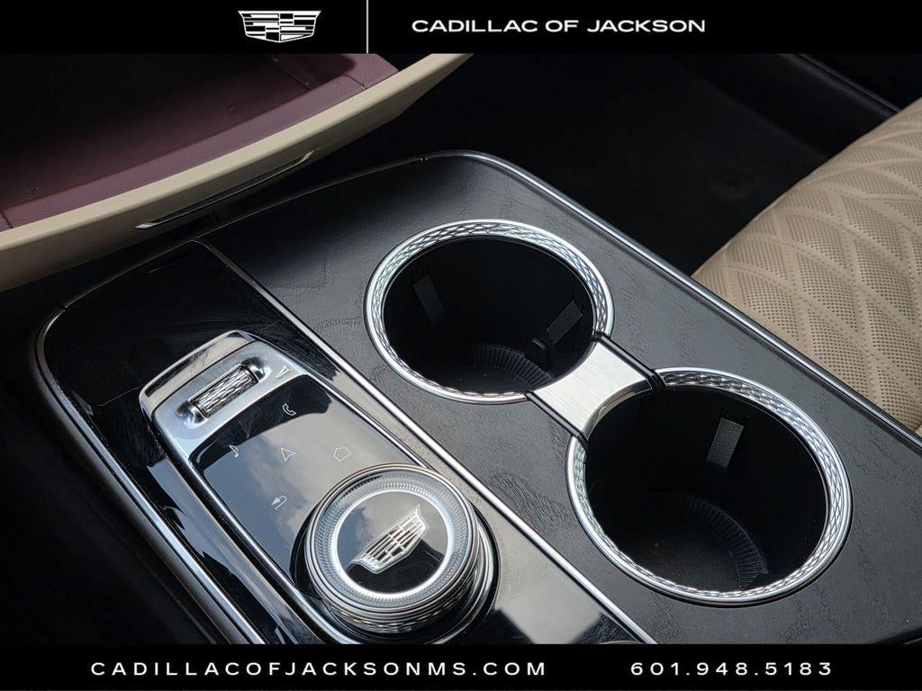 2024 Cadillac LYRIQ Sport 3