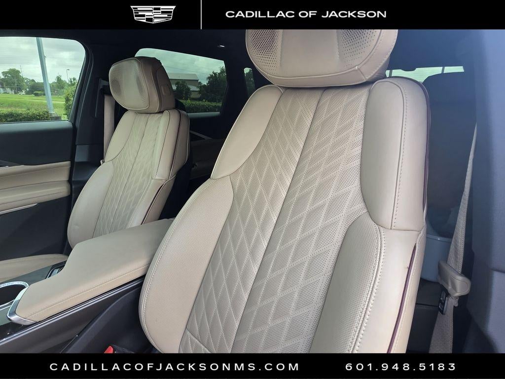 2024 Cadillac LYRIQ Sport 3
