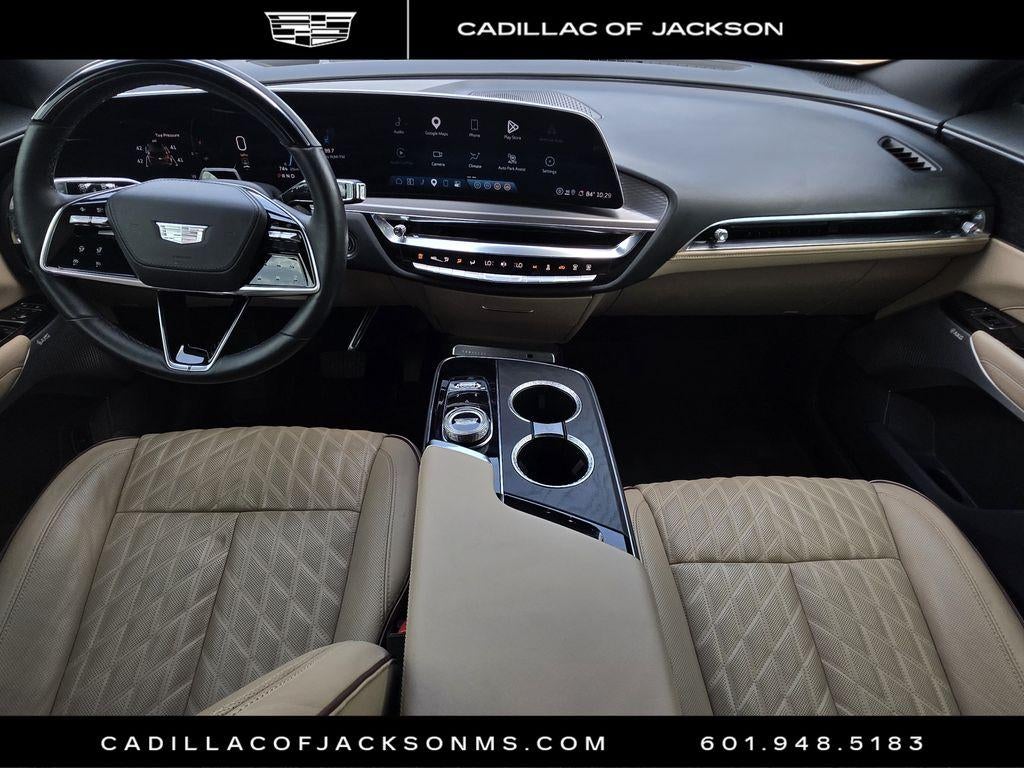 2024 Cadillac LYRIQ Sport 3