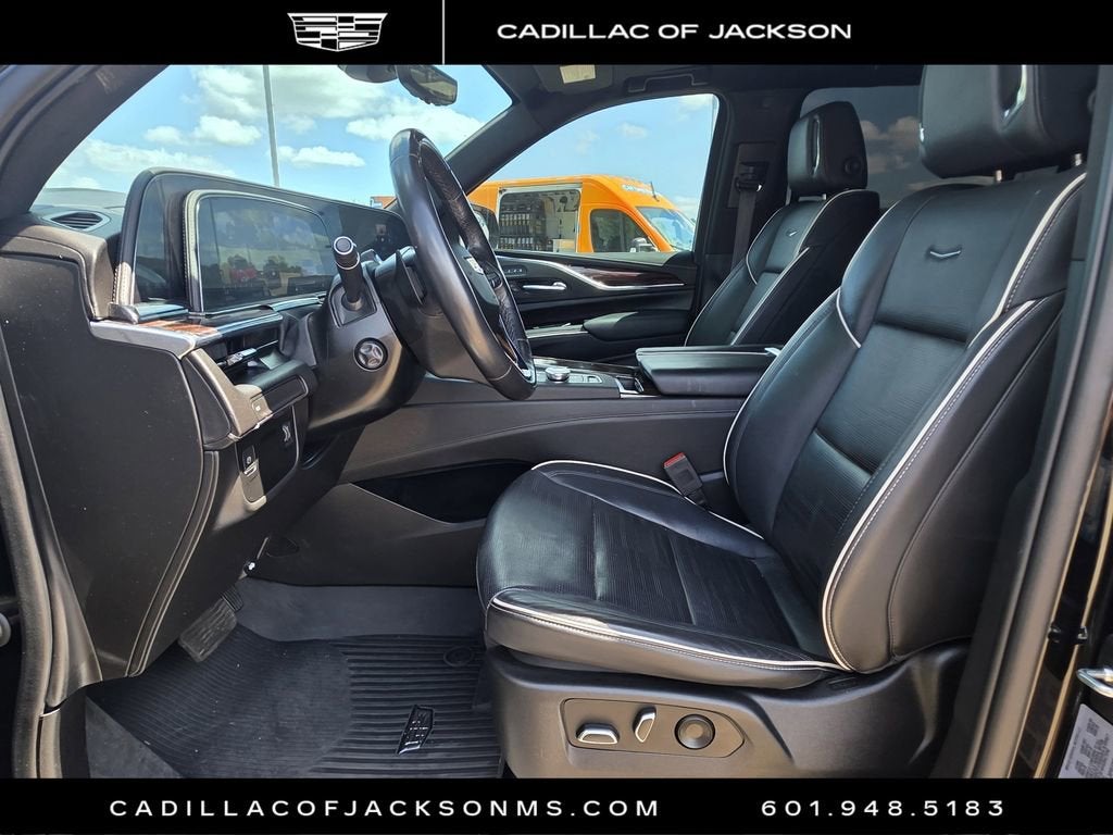 2023 Cadillac Escalade ESV Premium Luxury