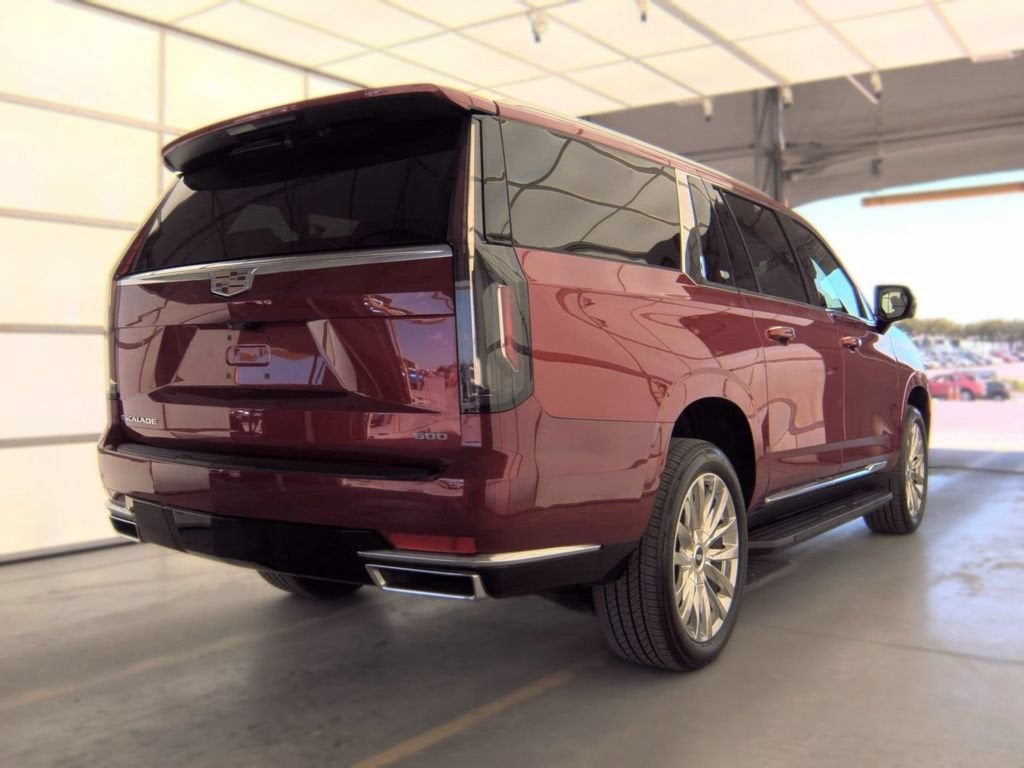 2023 Cadillac Escalade ESV Premium Luxury