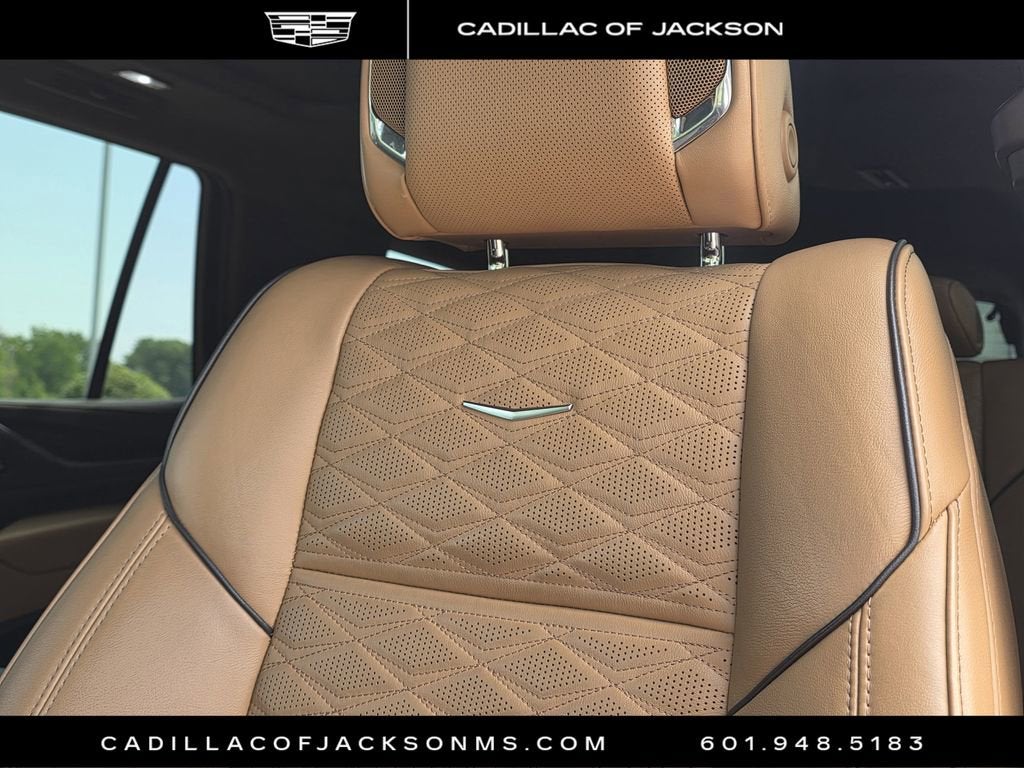 2023 Cadillac Escalade Premium Luxury