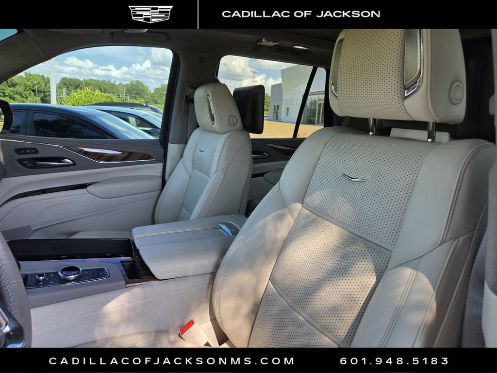 2022 Cadillac Escalade Premium Luxury Platinum