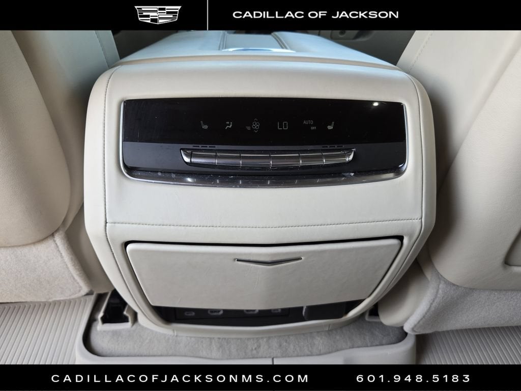 2022 Cadillac Escalade Premium Luxury Platinum