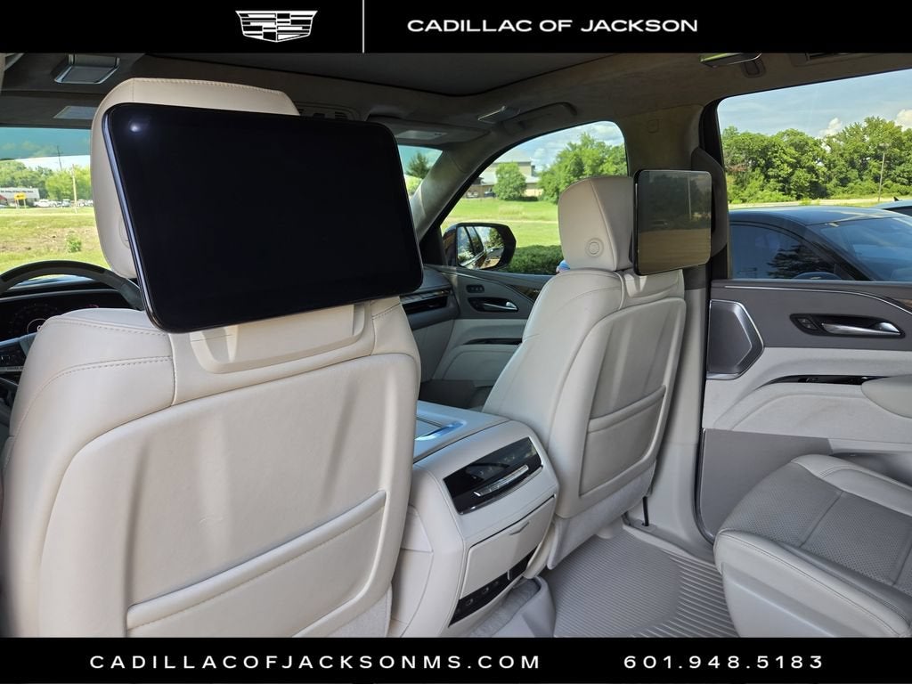 2022 Cadillac Escalade Premium Luxury Platinum
