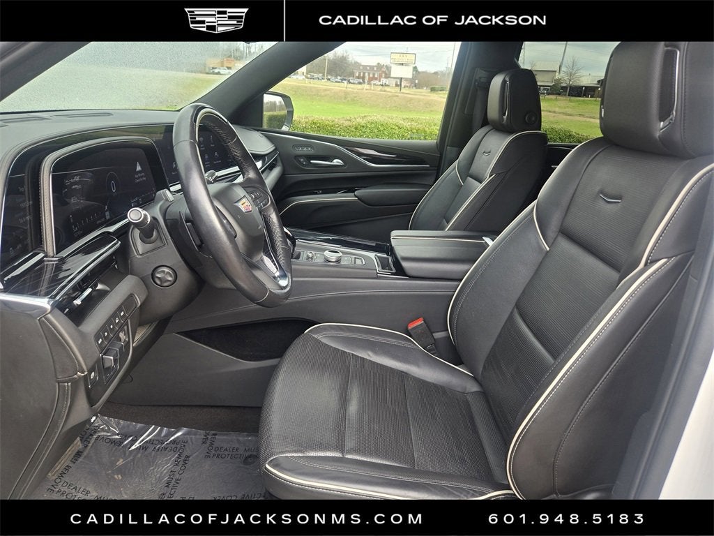 2024 Cadillac Escalade Sport