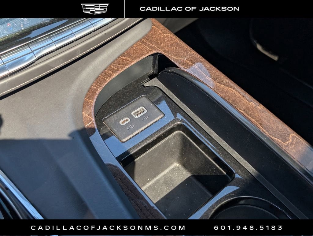 2022 Cadillac Escalade ESV Premium Luxury Platinum