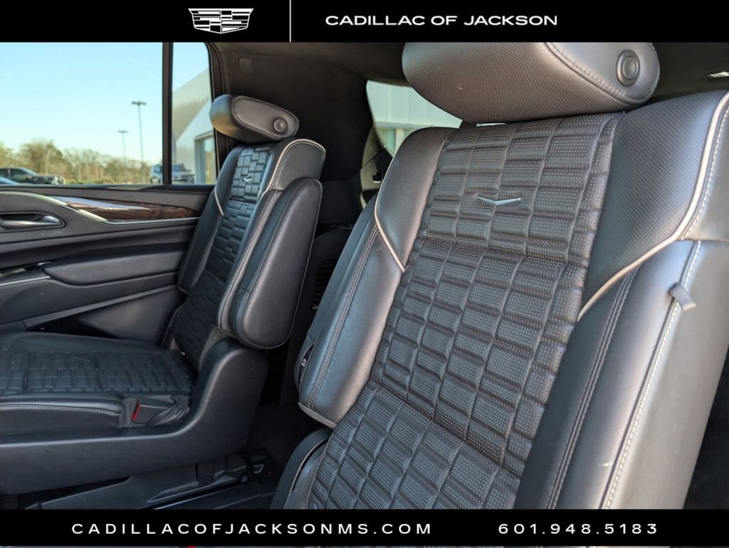 2022 Cadillac Escalade ESV Premium Luxury Platinum