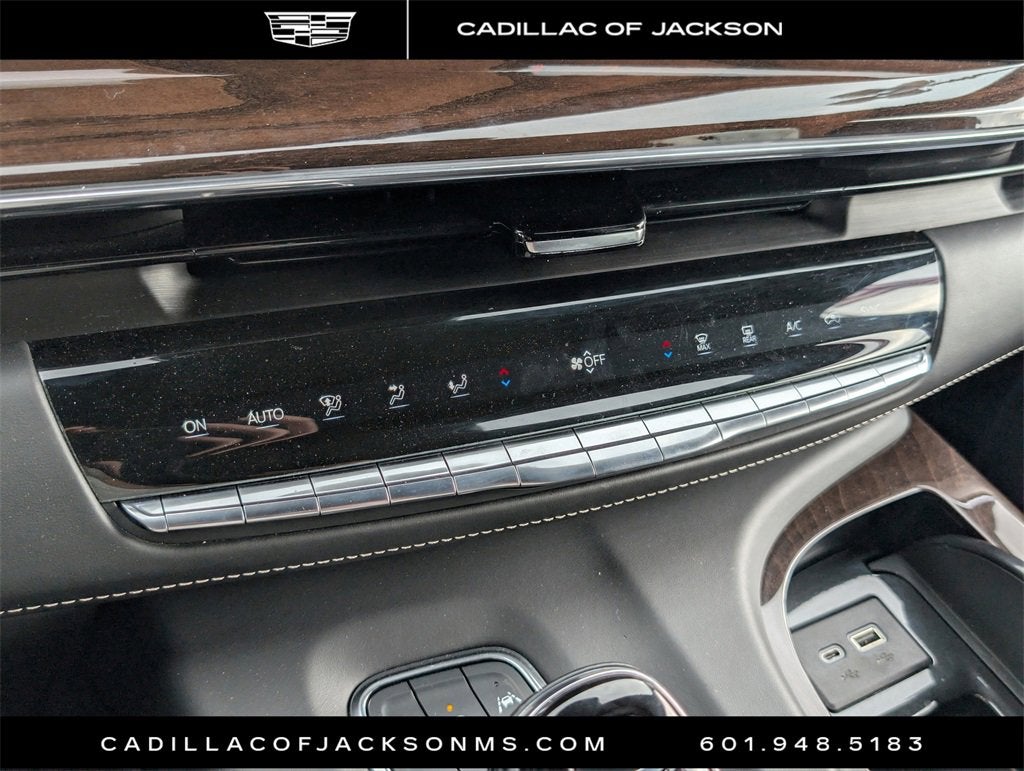 2023 Cadillac Escalade ESV Sport Platinum