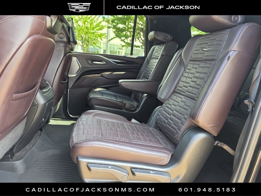 2024 Cadillac Escalade ESV Sport Platinum