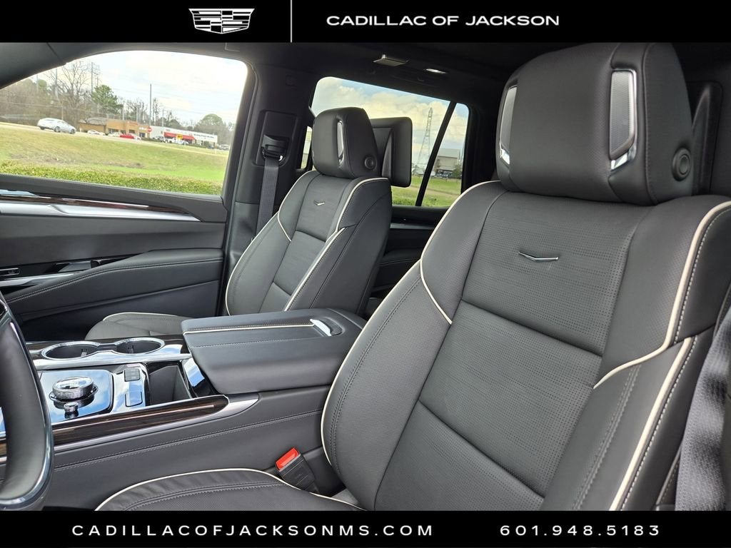 2026 Cadillac Escalade Luxury