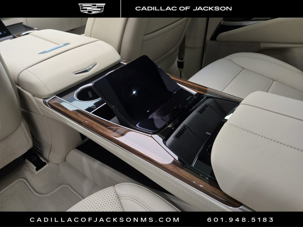 2026 Cadillac Escalade Platinum Luxury