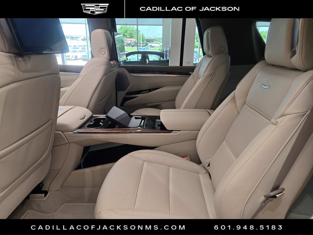 2026 Cadillac Escalade Platinum Luxury
