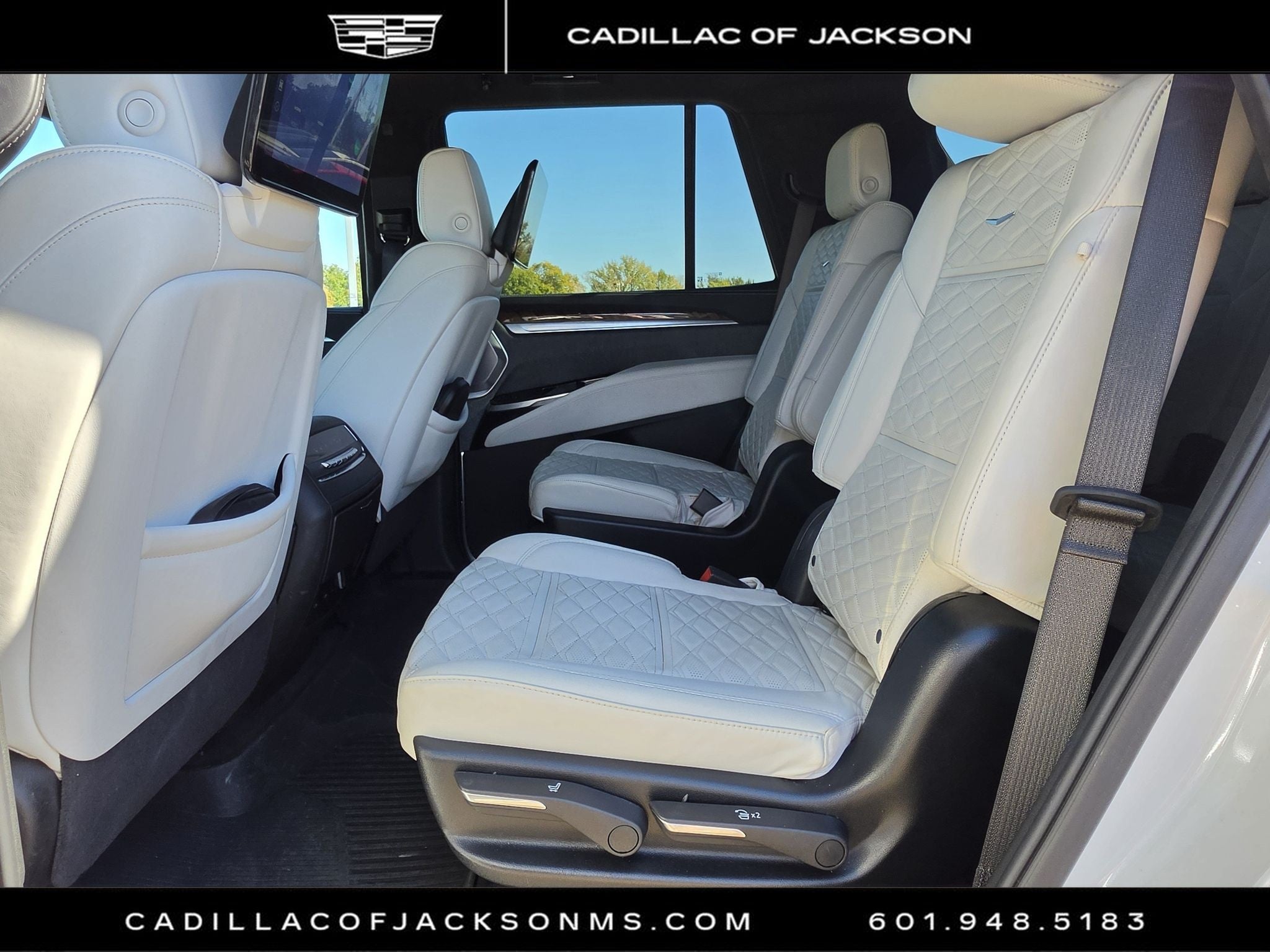 2025 Cadillac Escalade Sport Platinum