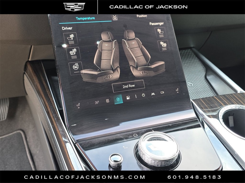 2025 Cadillac Escalade ESV Luxury