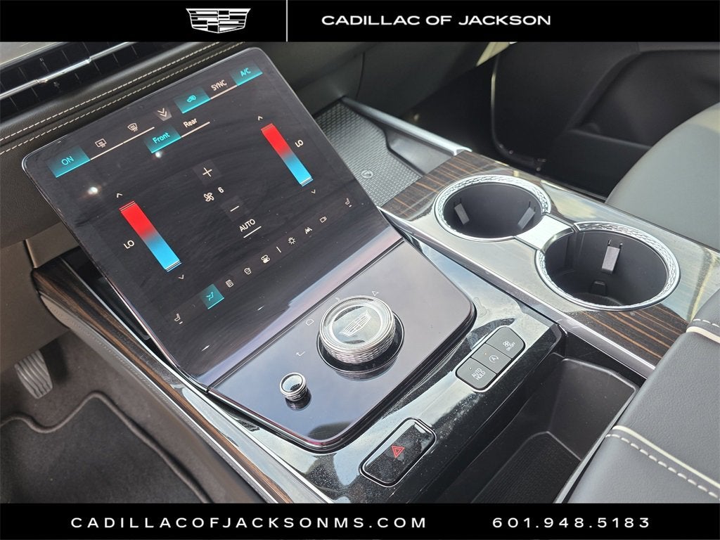 2025 Cadillac Escalade ESV Luxury