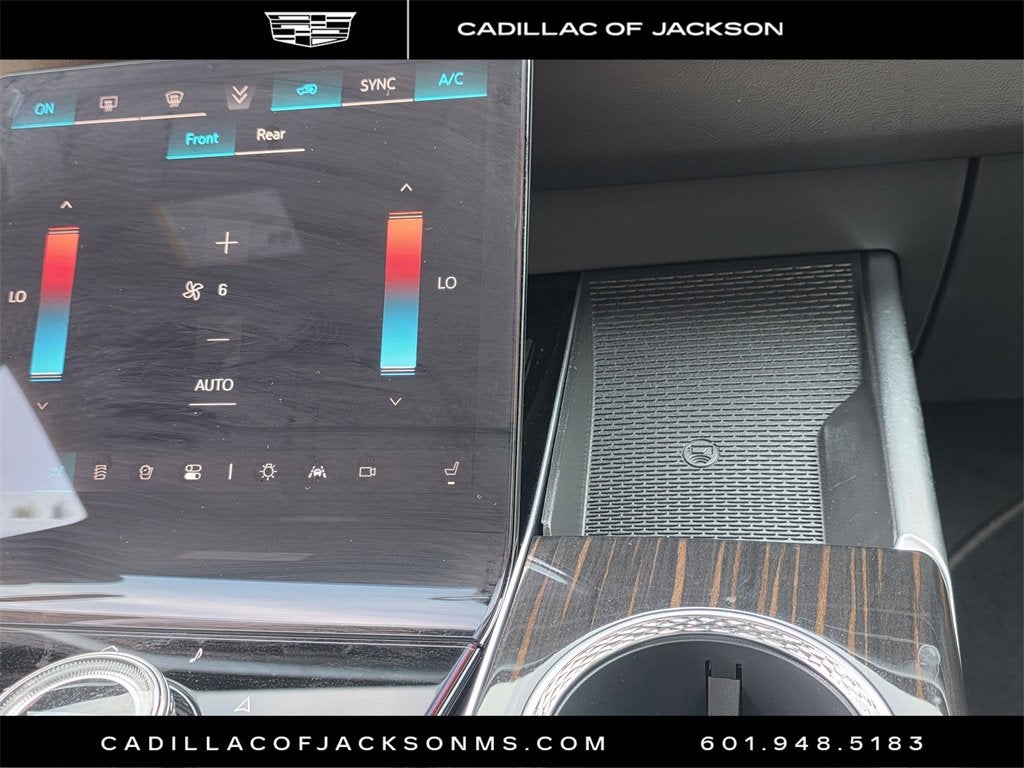 2025 Cadillac Escalade ESV Luxury