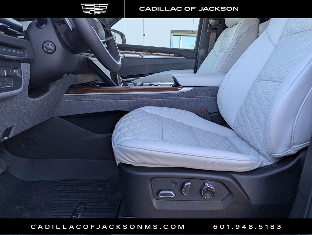 2026 Cadillac Escalade ESV Platinum Luxury