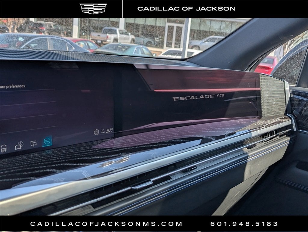 2025 Cadillac ESCALADE IQ Luxury 1