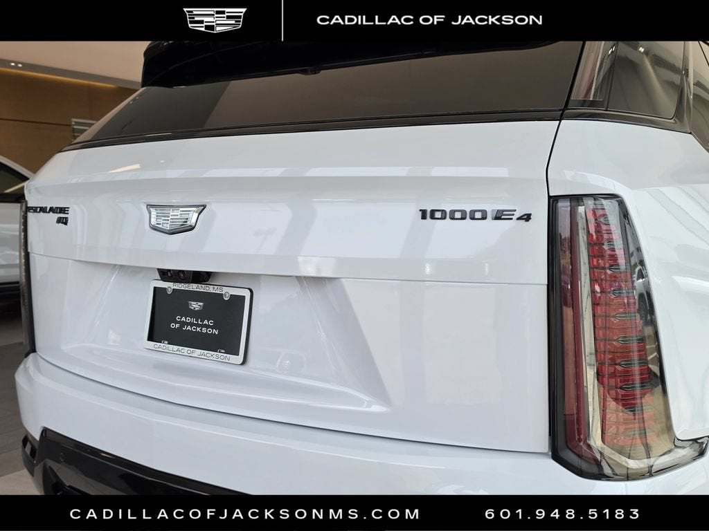 2026 Cadillac ESCALADE IQ Sport